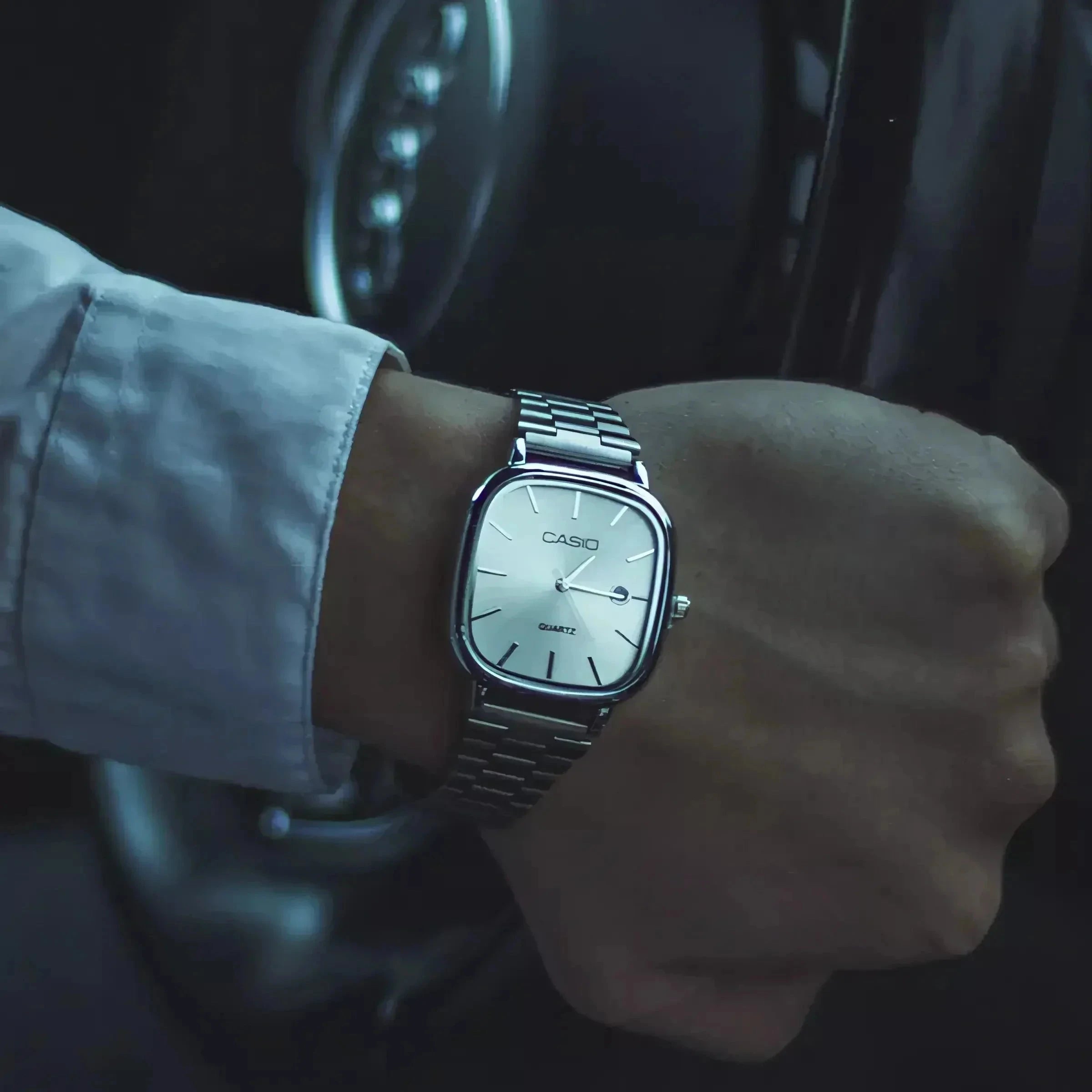 C A S I O Luxurious 36mm Watch - Water Resistant | Transferred steel Relógio CASIO Luxurious 36mm - Unissex Resistente à água | Aço Inoxidável Vermond 