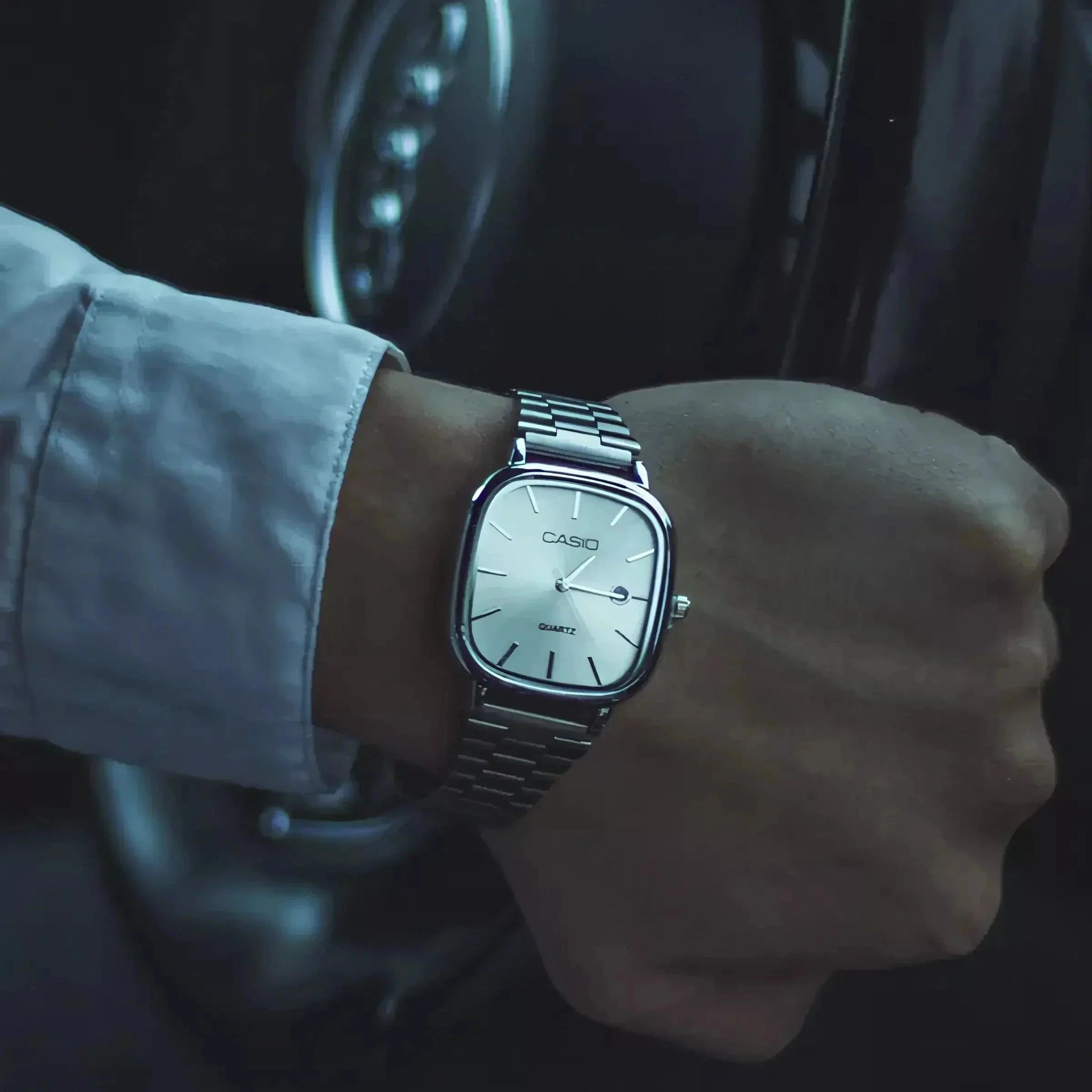 C A S I O Luxurious 36mm Watch - Water Resistant | Transferred steel Relógio CASIO Luxurious 36mm - Unissex Resistente à água | Aço Inoxidável Vermond 